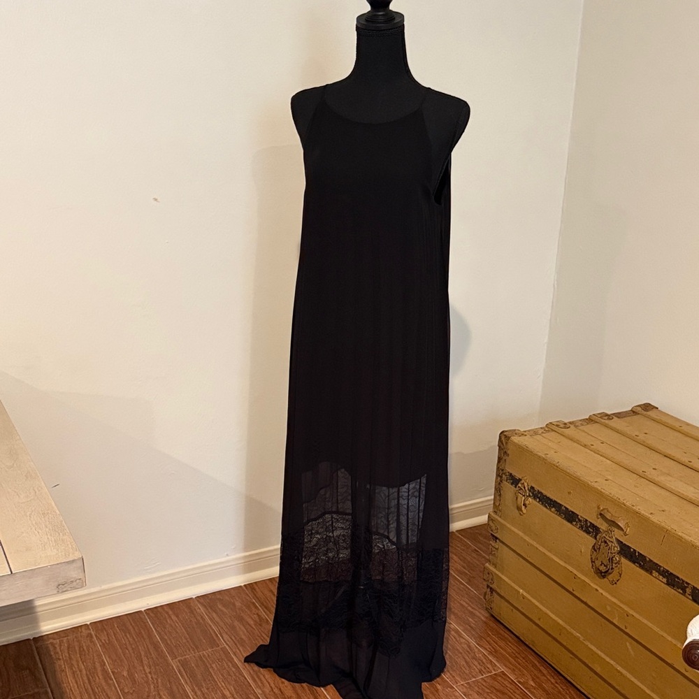 Chic Black Maxi Dress